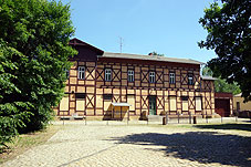 min 1060 1.jpg min 1060 1.jpg